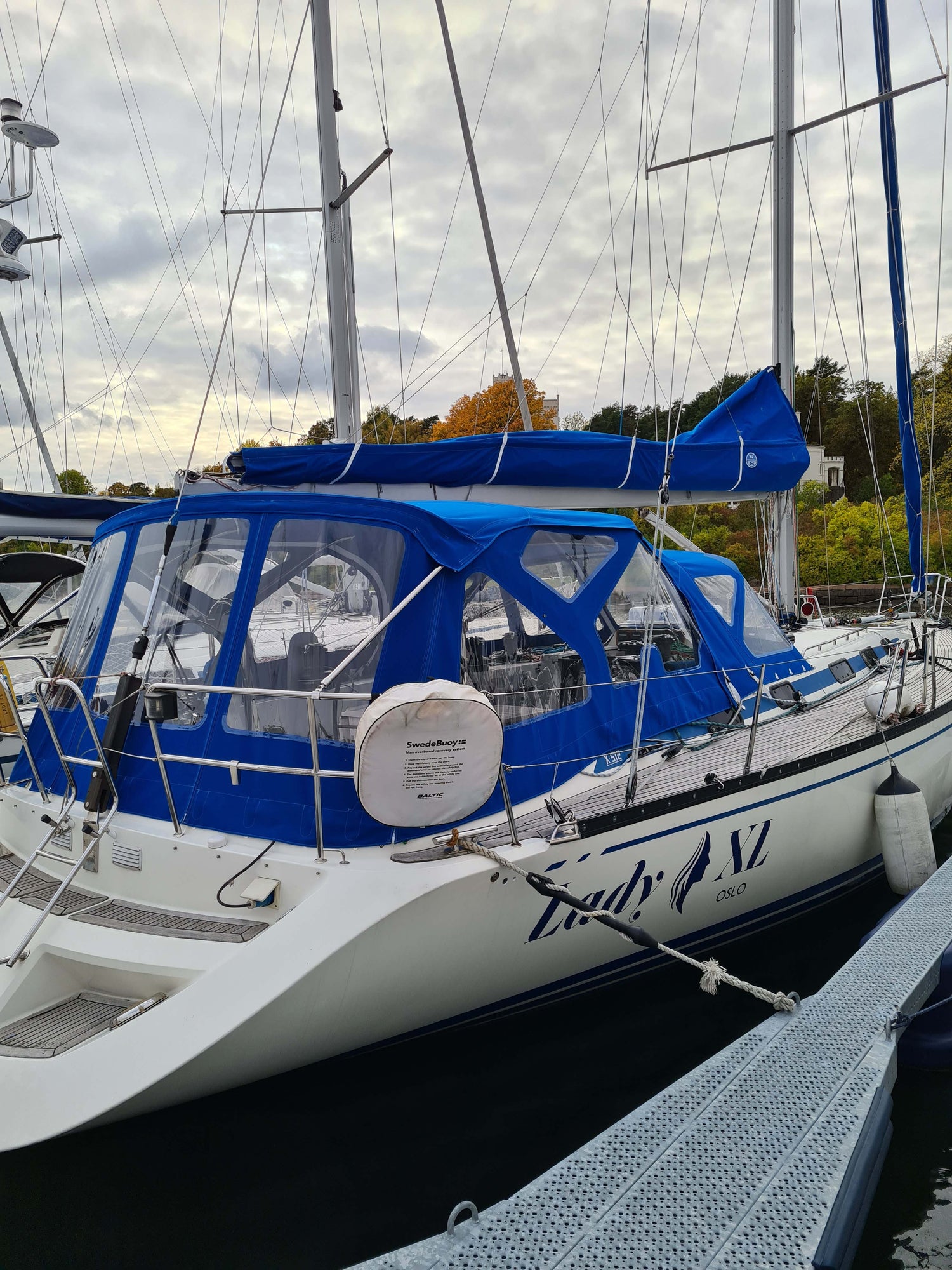 Custom Made båtkalesje skreddersydd