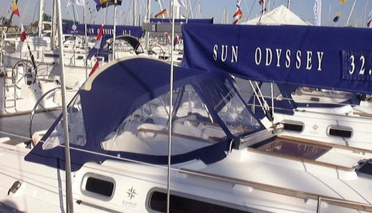 Jeanneau Sun Odyssey 32i Sprayhood