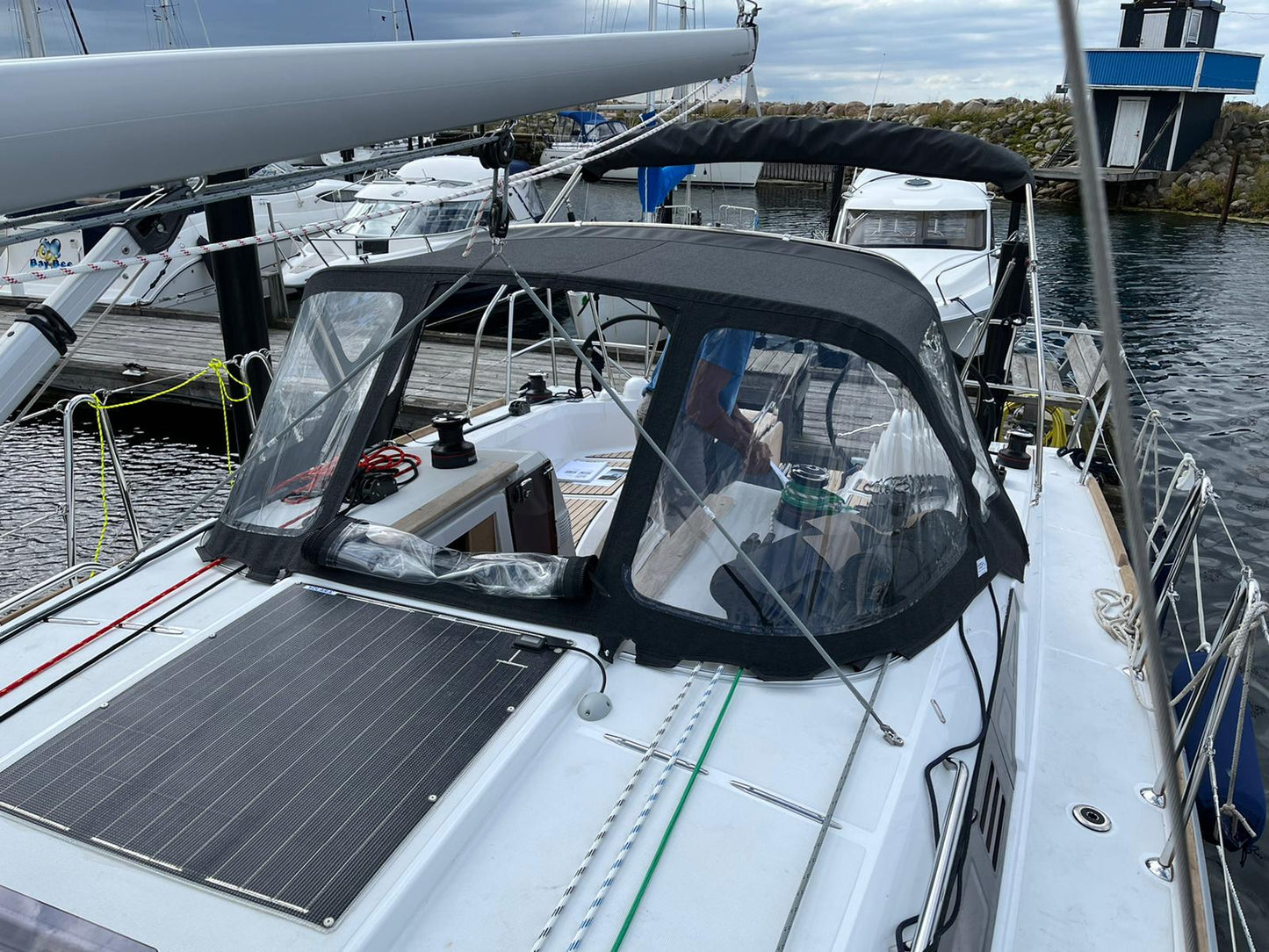 Jeanneau Sonne Odyssey 349 Sprayhood