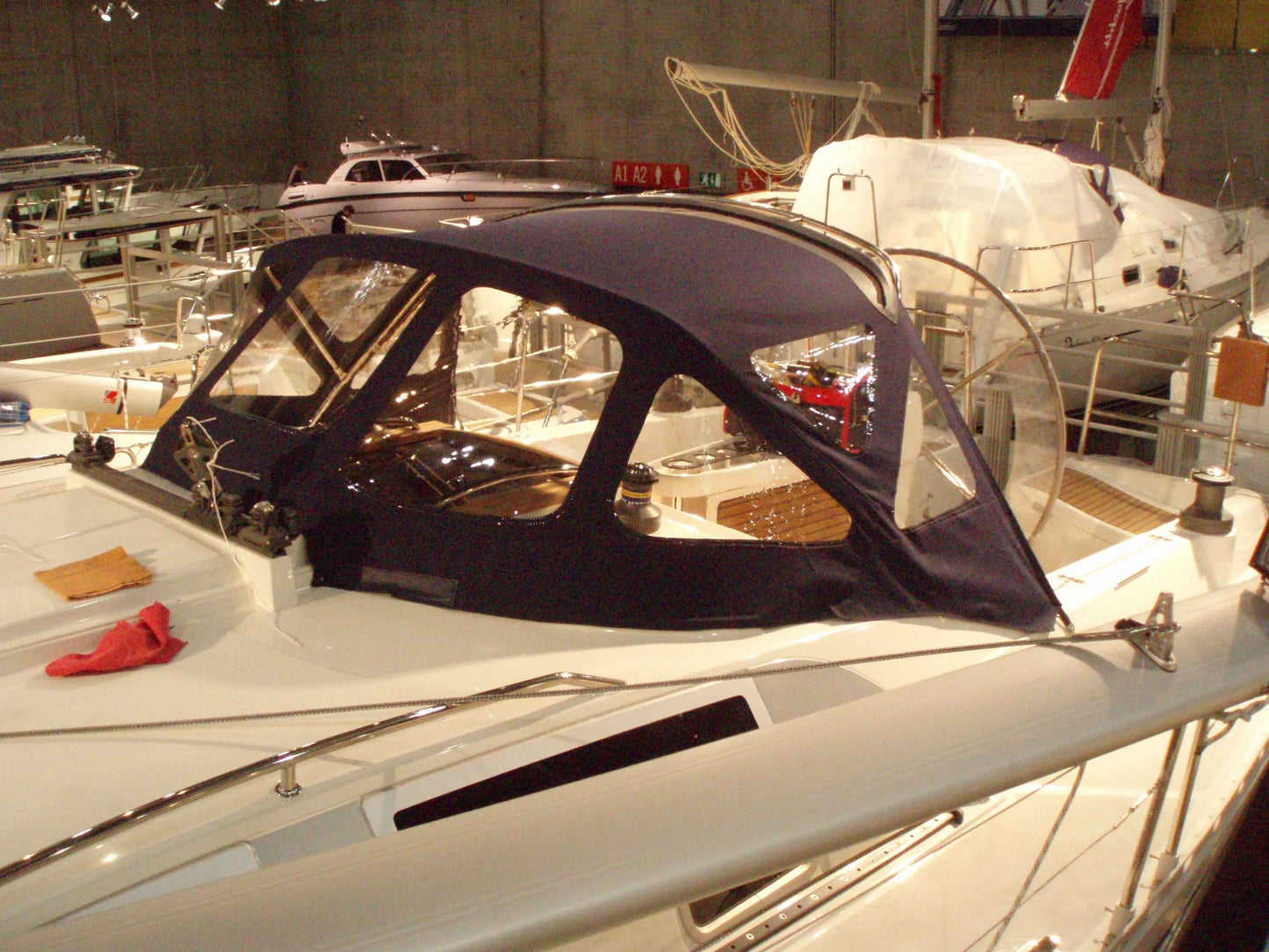 Delphia 40 sprayhood
