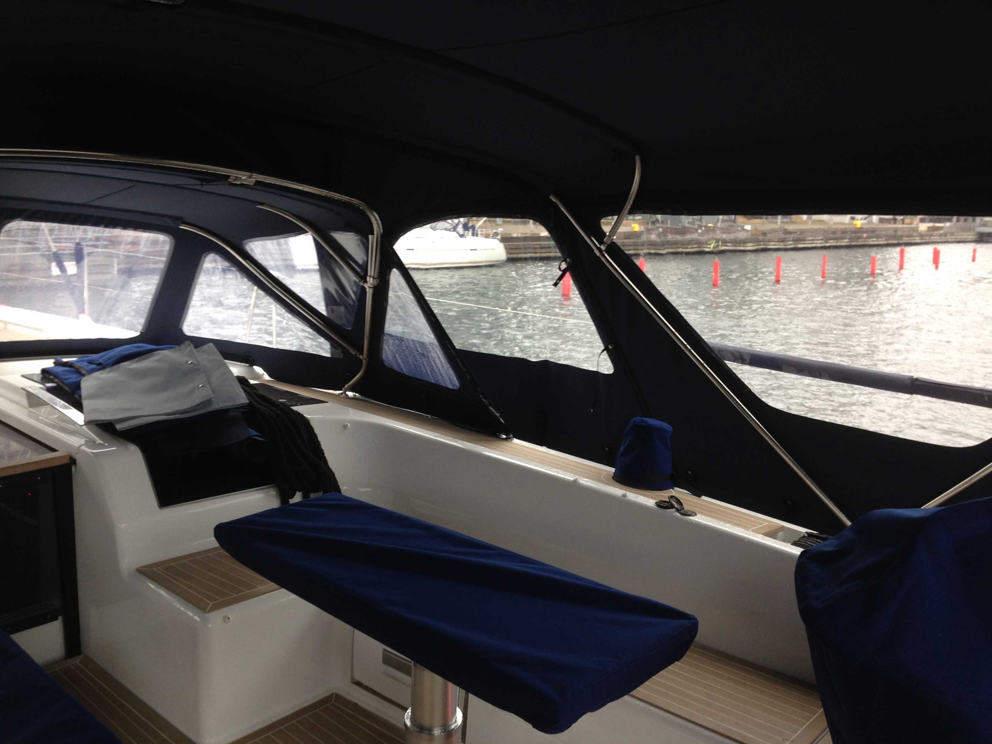 Hanse 575 sittbrunnskapell sittbrunnstält