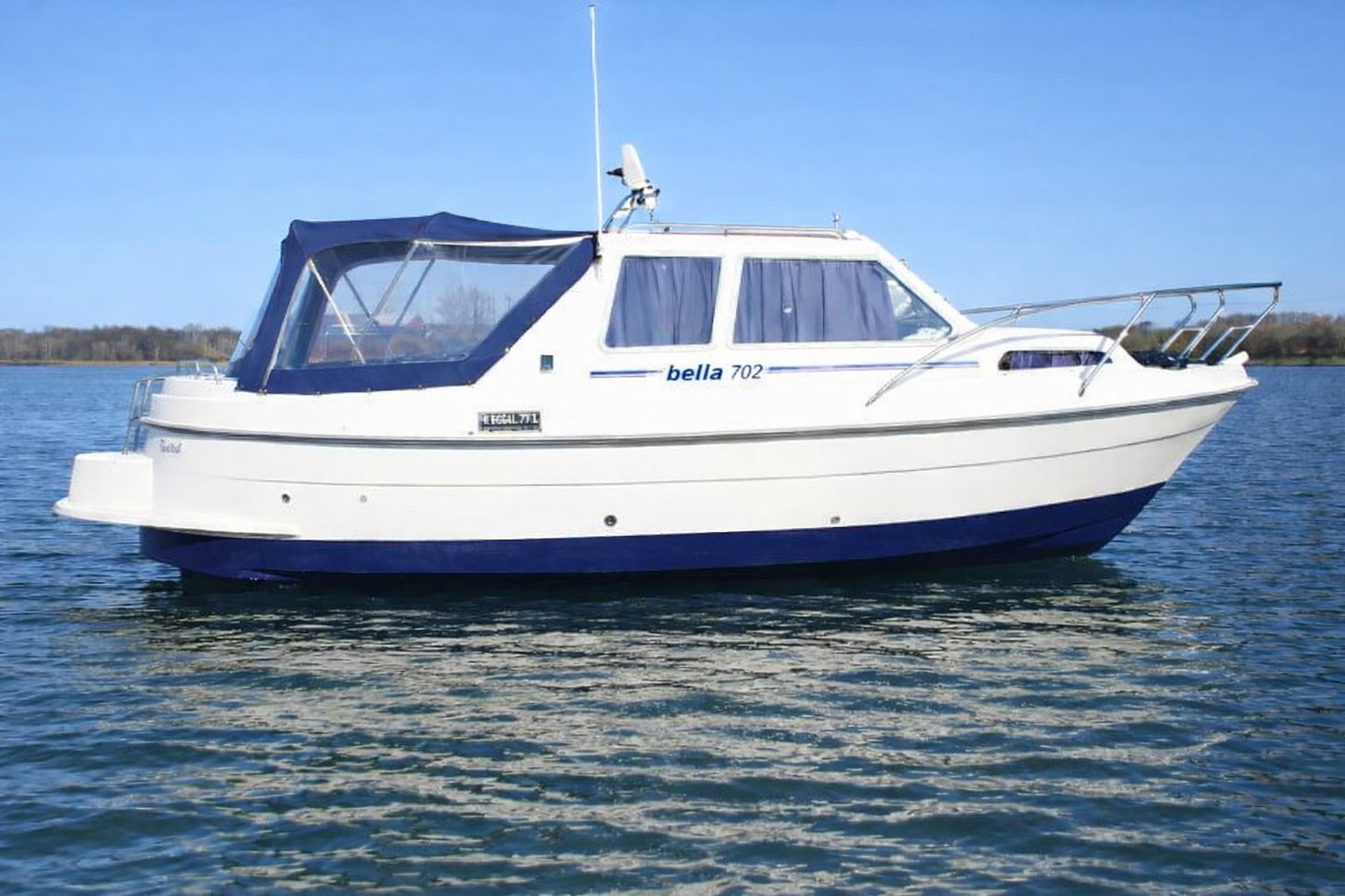 BÅTKAPELL BELLA 702