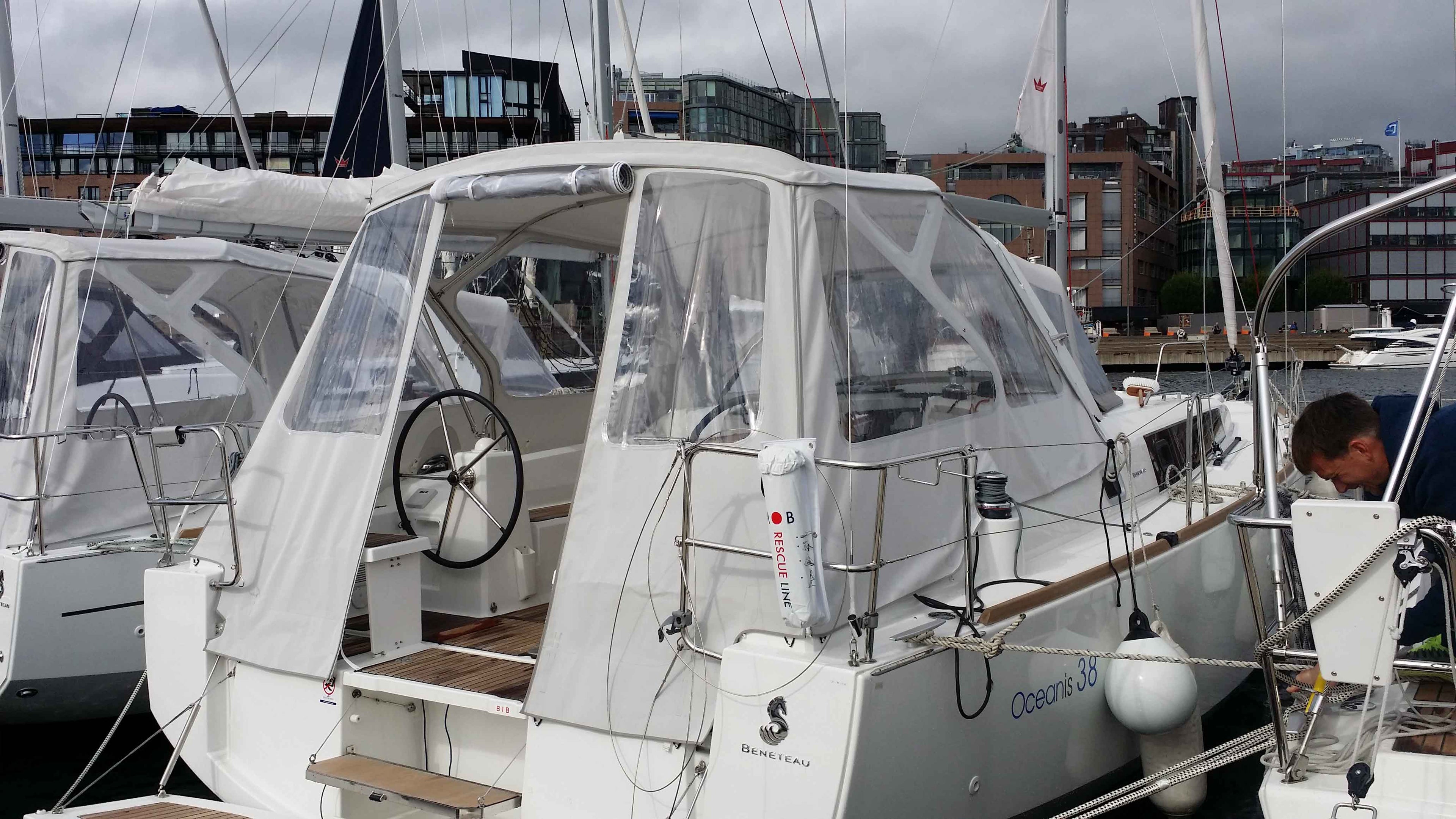 Beneteau Oceanis 38 Cockpit-Zelt Cockpit-Zelt