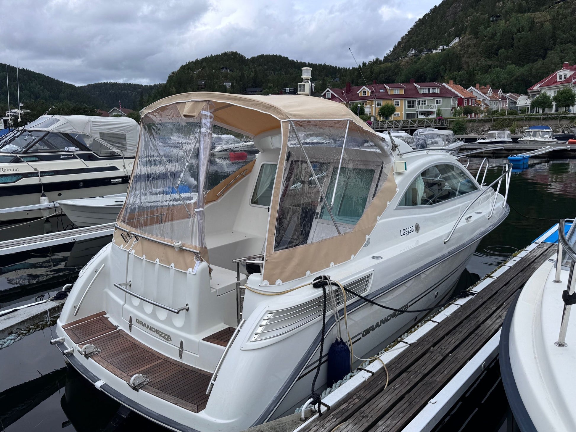 Grandezza 26 CA båtkalesje
