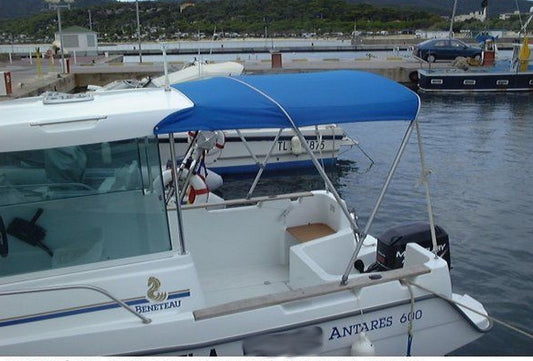SOLBESKYTTELSE BENETEAU ANTARES 600 HB