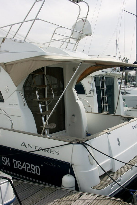 SOLAFSKÆRMNING BENETEAU ANTARES 980