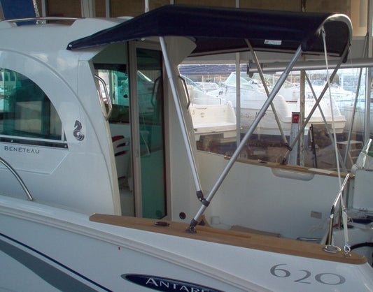 SOLAFSKÆRMNING BENETEAU ANTARES 620 HB