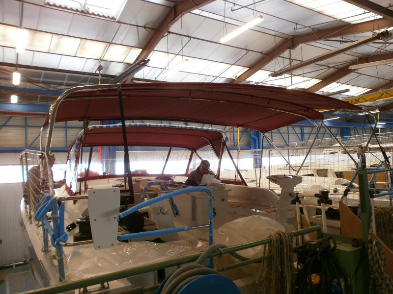 Beneteau Oceanis 51.1 Bimini