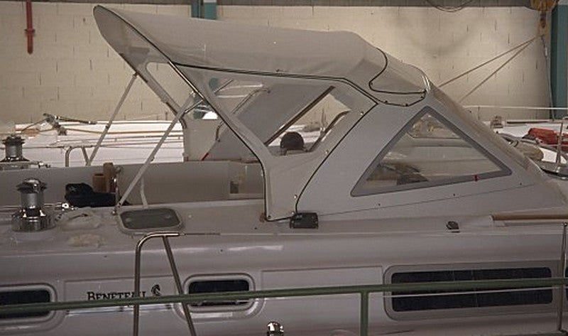 Beneteau Oceanis 44cc Sprayhood