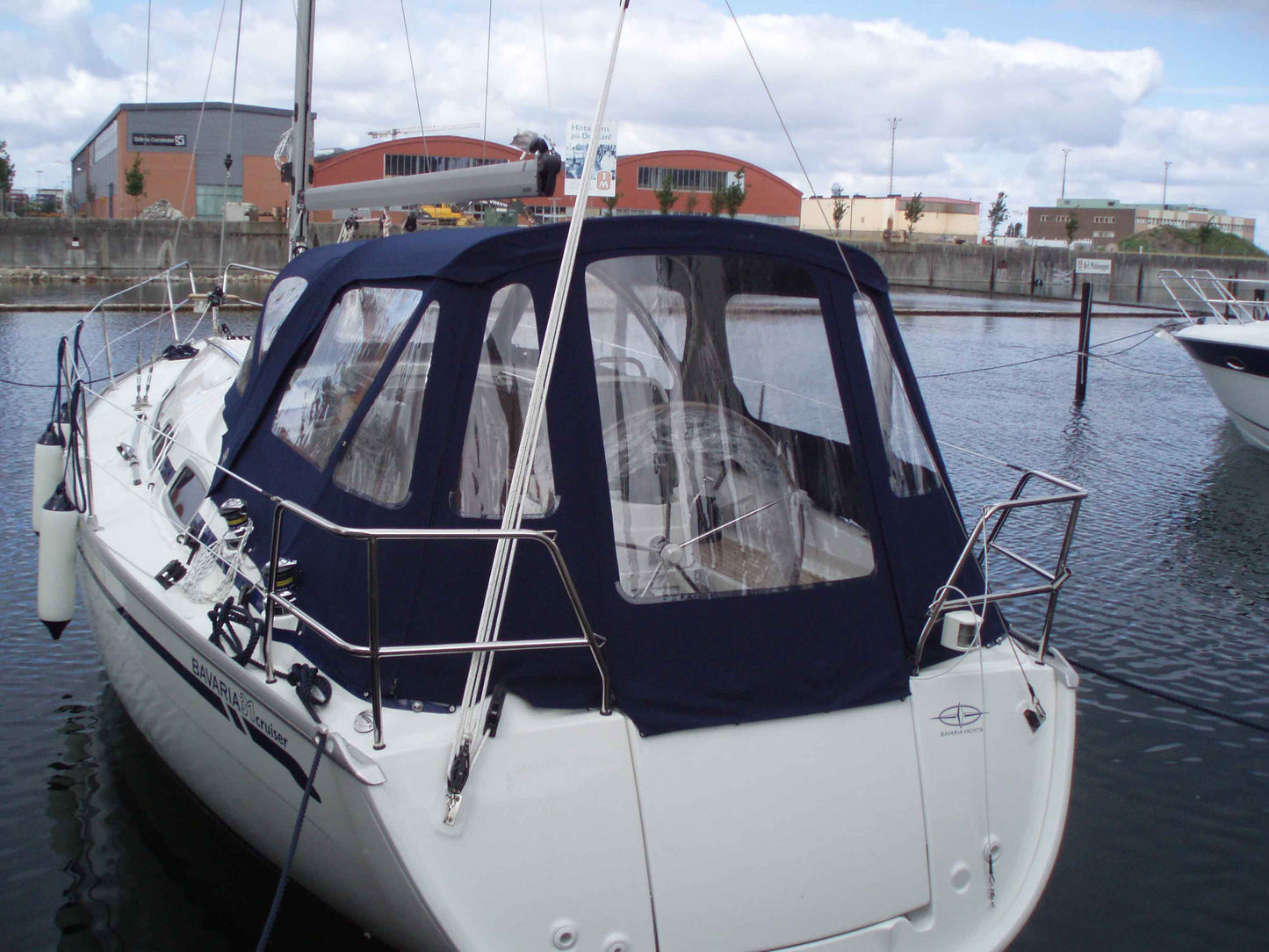 Bavaria 31 model year 2007 Cockpit Enclosure