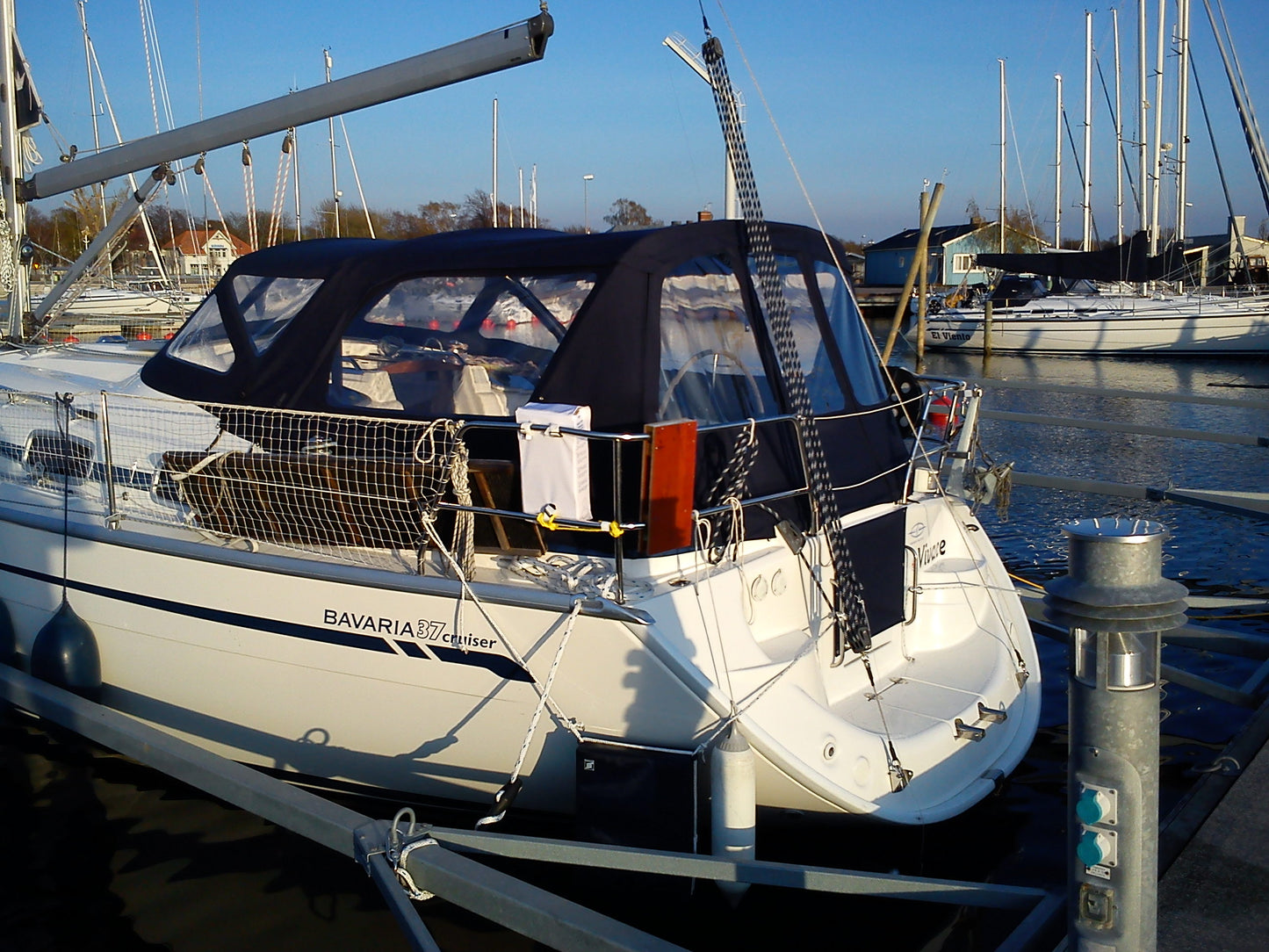 Bavaria 37 Cockpittelt Cockpitkalesje