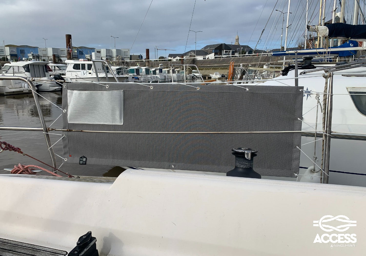 Læskærm til sejlbåd