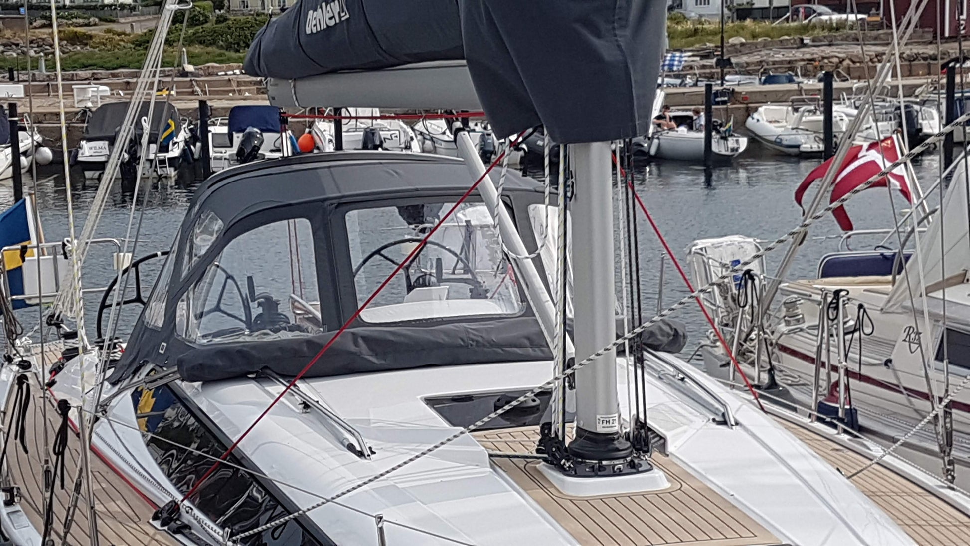Dehler 38 Sprayhood