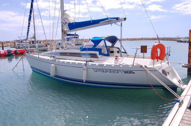 Beneteau 305 Sprayhood