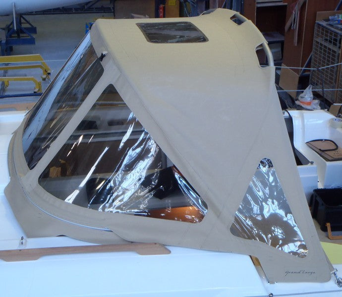 Dufour 310 Sprayhood