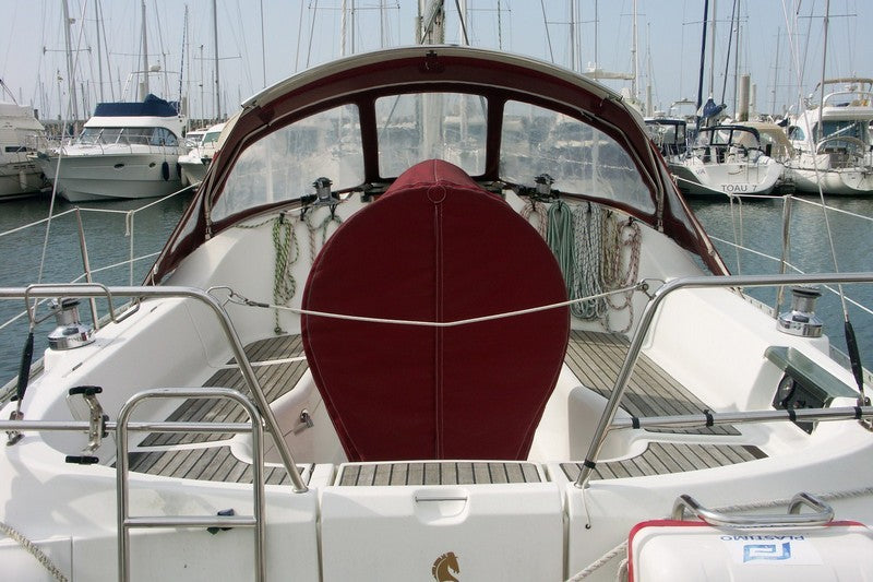 Beneteau Oceanis 331 piedestalskydd