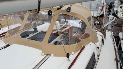 Dufour 350 Grand Large Sprayhood med nya bågar