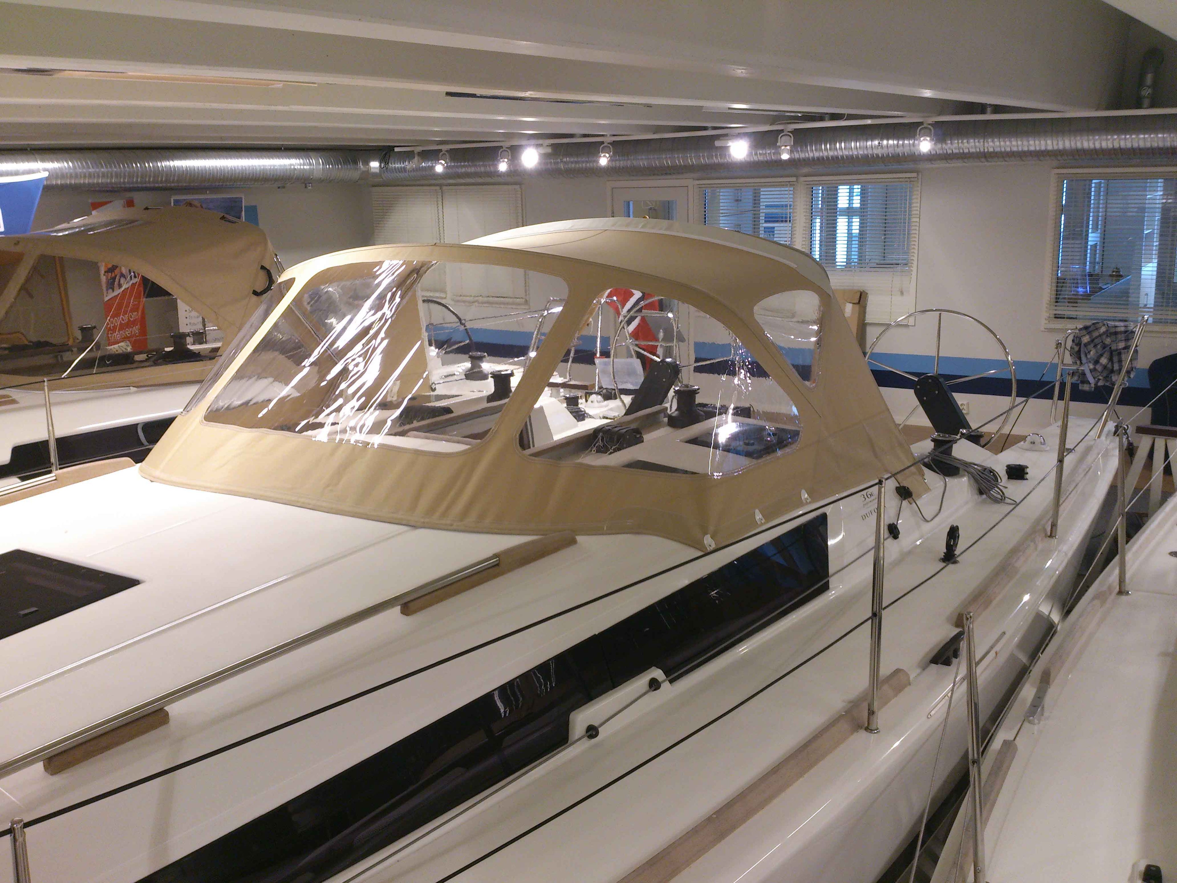 Dufour 36e Performance Sprayhood