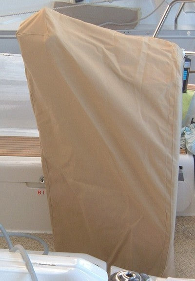 Beneteau Oceanis 373 piedestalskydd