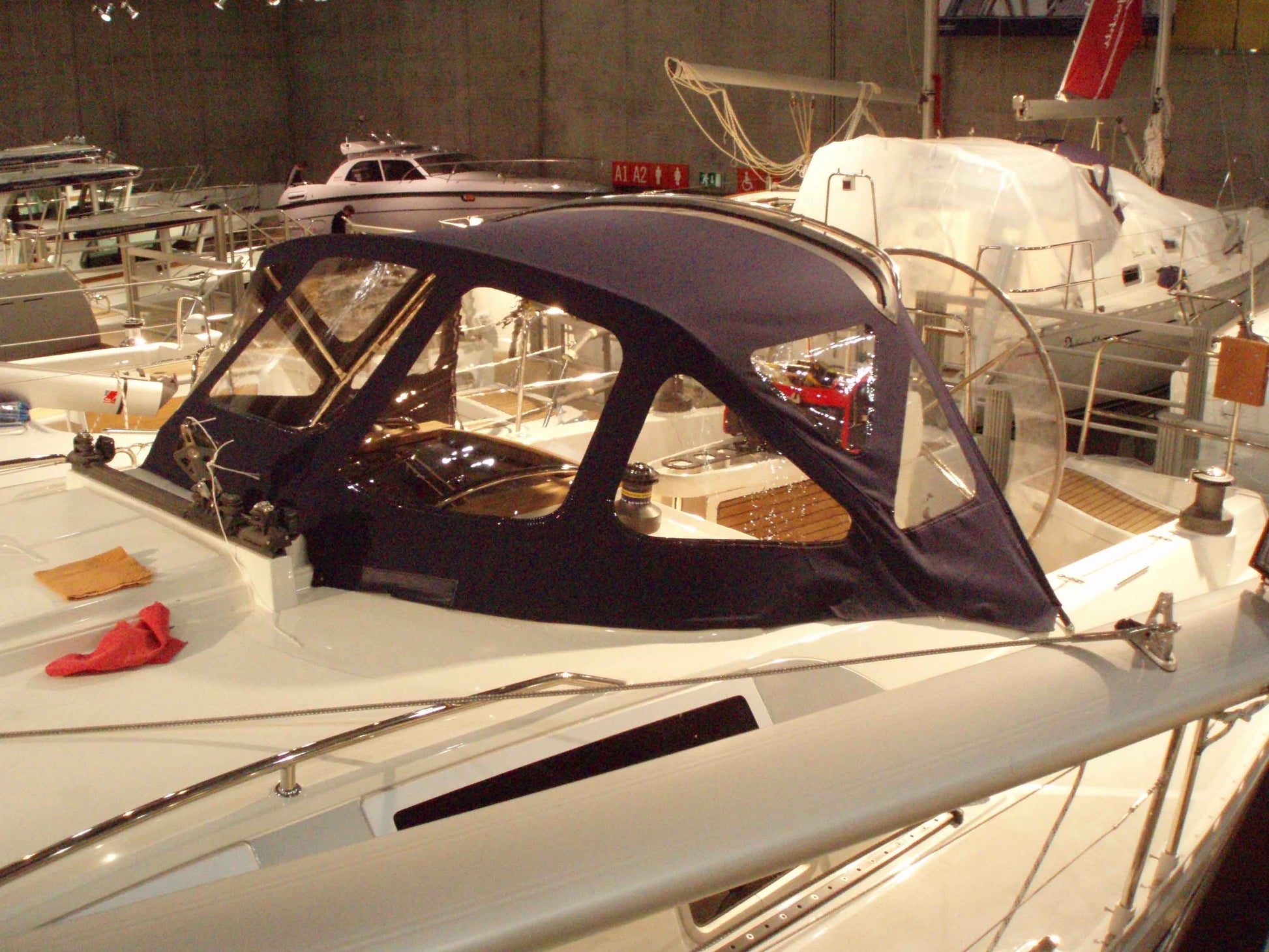 Delphia 40 sprayhood