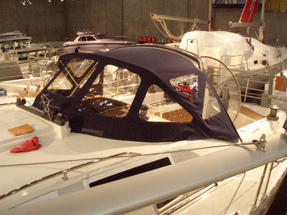 Delphia 40 sprayhood