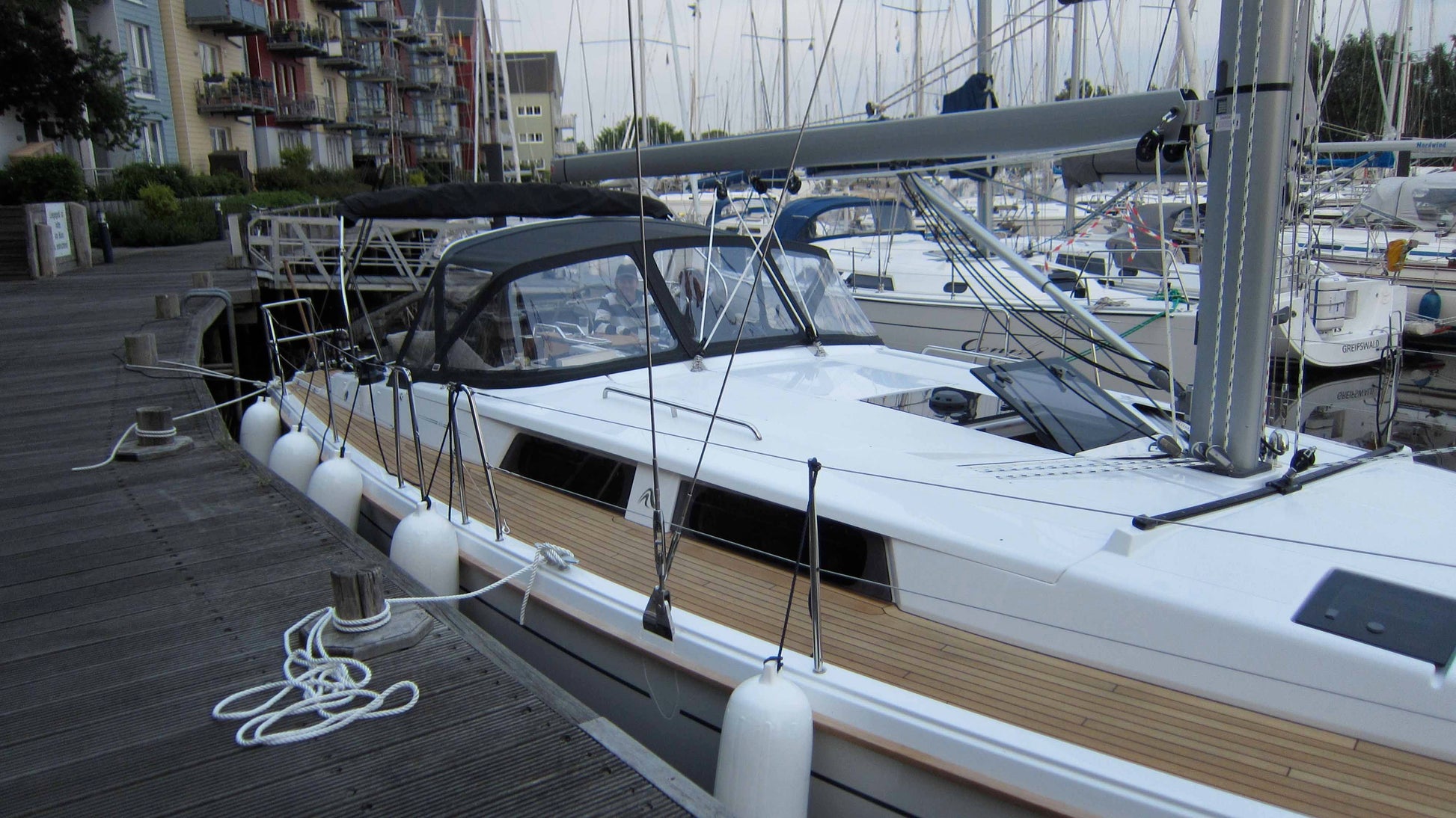 Hanse 415 sprayhood