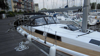 Hanse 415 sprayhood