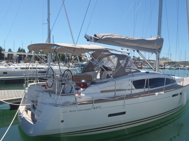 Jeanneau Sonne Odyssey 41 ds Bimini