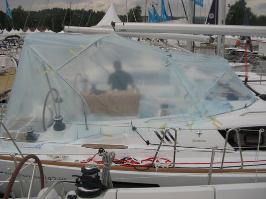 Jeanneau Sun Odyssey 42 DS Cockpitverdeck Cockpitzelt