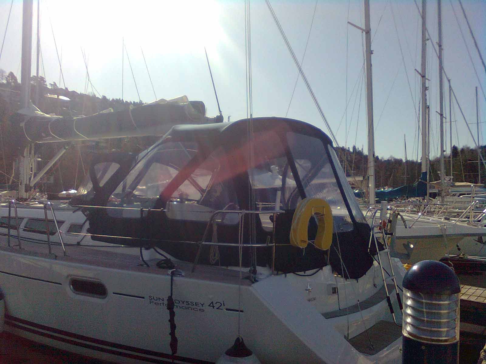 Jeanneau Sun Odyssey 42i Performance Cockpitverdeck Cockpit-Zelt