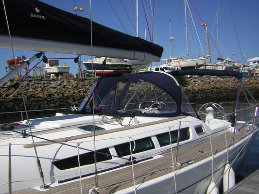 Jeanneau Sonne Odyssey 42i Leistung Sprayhood