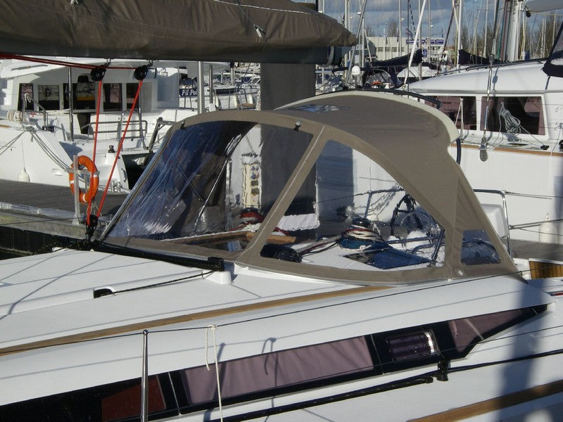 Jeanneau sun odyssey 449 sprayhood