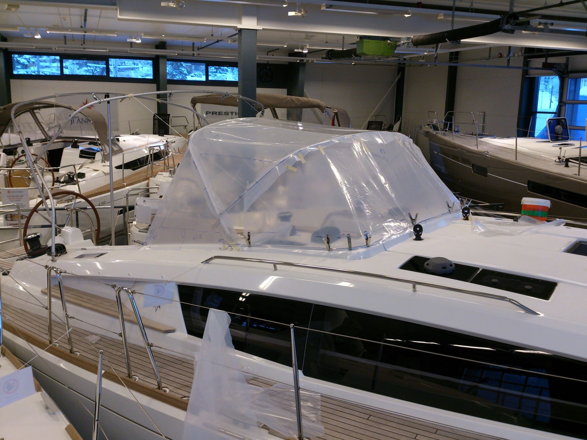 Jeanneau sun Odyssey 44 ds sprayhood