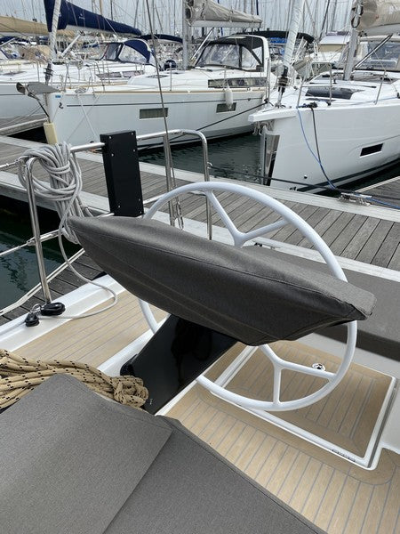 CONSOLE COVER STARBOARD DUFOUR