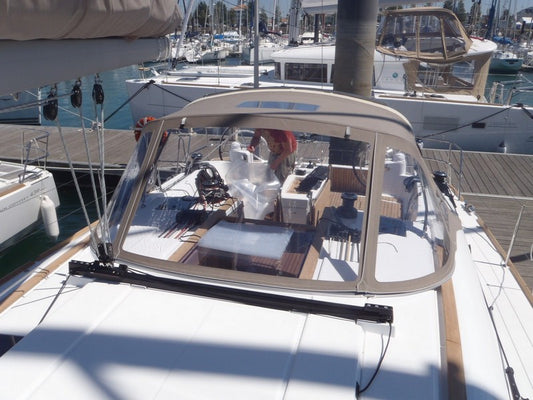 Jeanneau sun odyssey 469 sprayhood