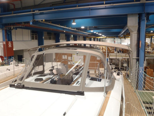 Jeanneau sun odyssey 509 sprayhood
