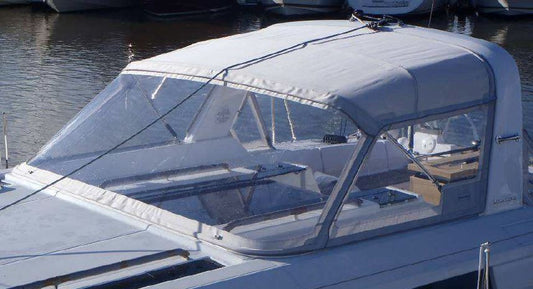 Beneteau Oceanis 55 Sprayhood