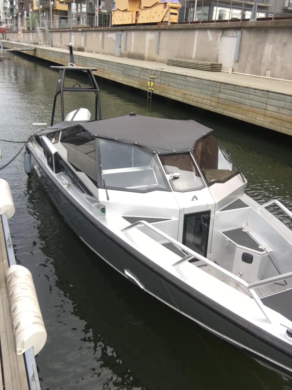 båtkapell hamnkapell motorbåt Anytec A27