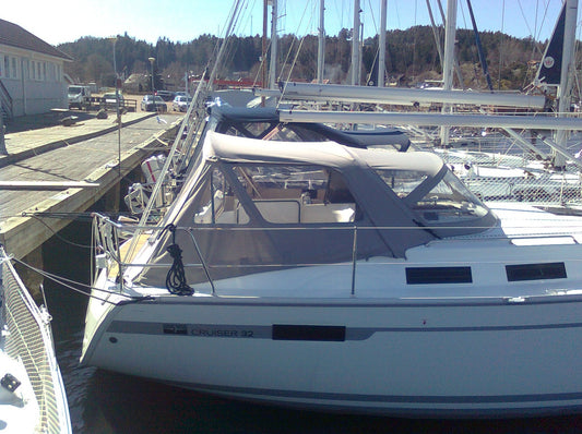 Bavaria 32 Cockpit Tent model year 2009