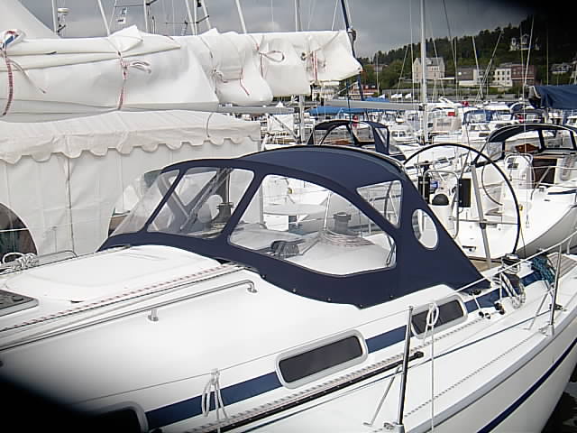 Bavaria 42 Match Sprayhood