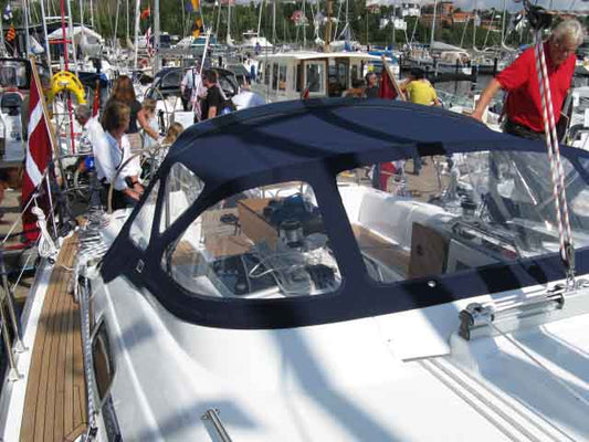 BAvaria 43 sprayhood