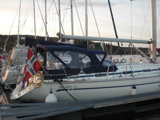 Bavaria 44 Cockpitkalesje cockpittelt