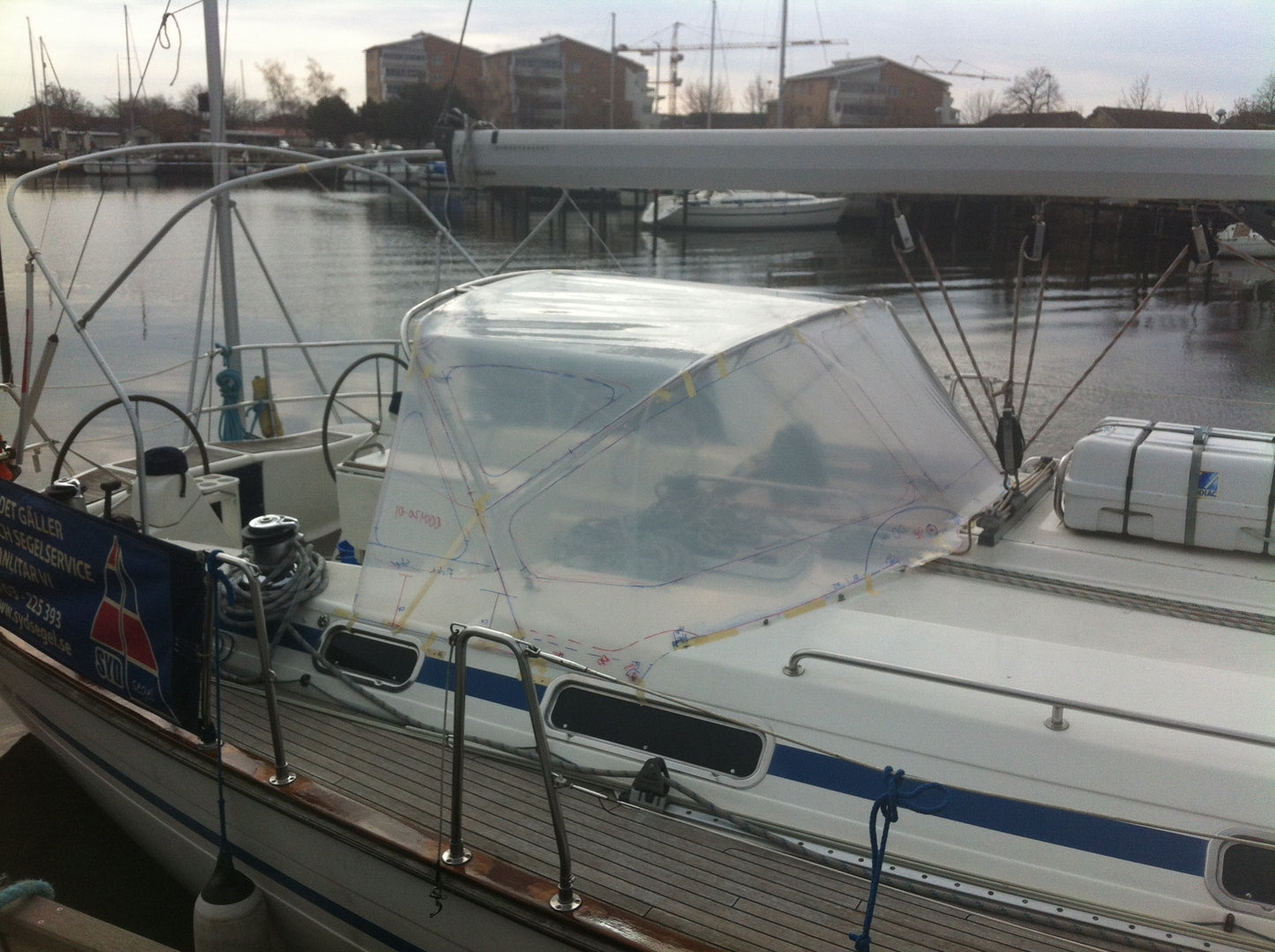 Bavaria 47 Sprayhood