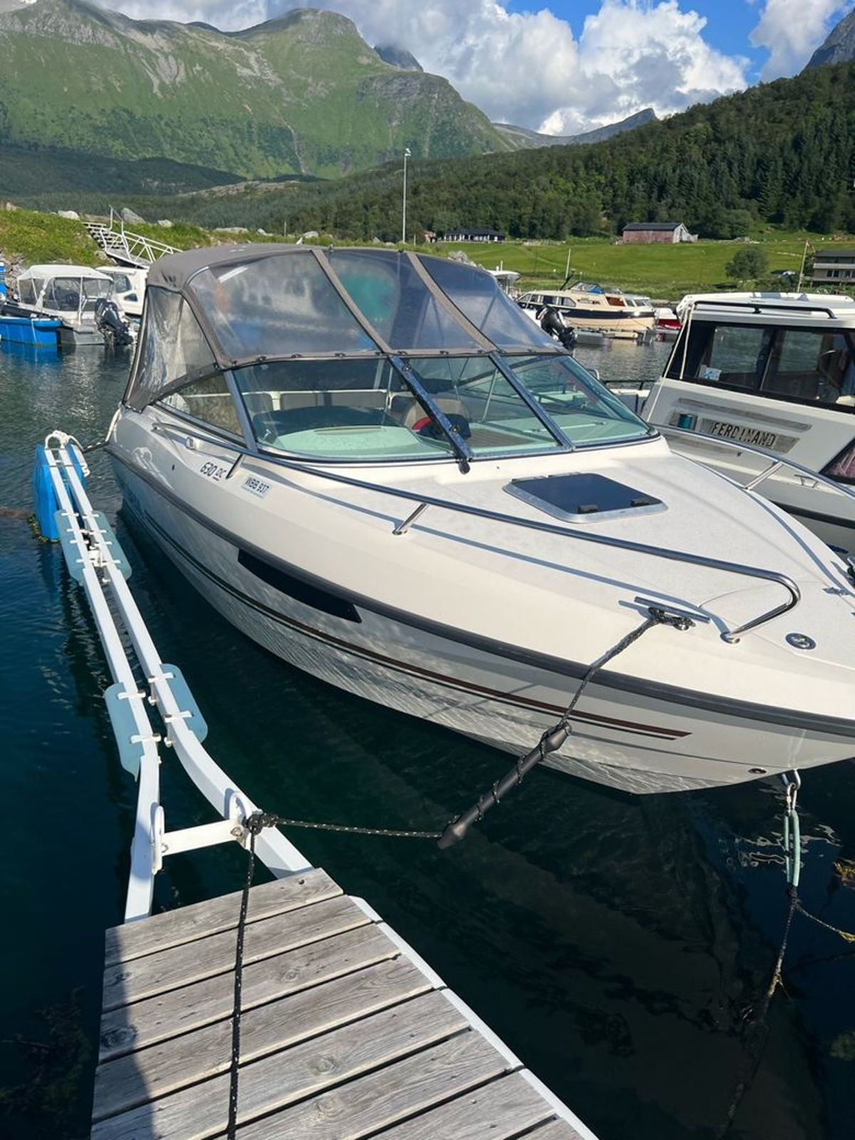 Bella 630 DC båtkalesje