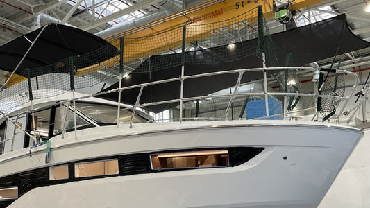 SONNENSCHUTZ FRONTNETZ BENETEAU ANTARES 12 FLIEGE