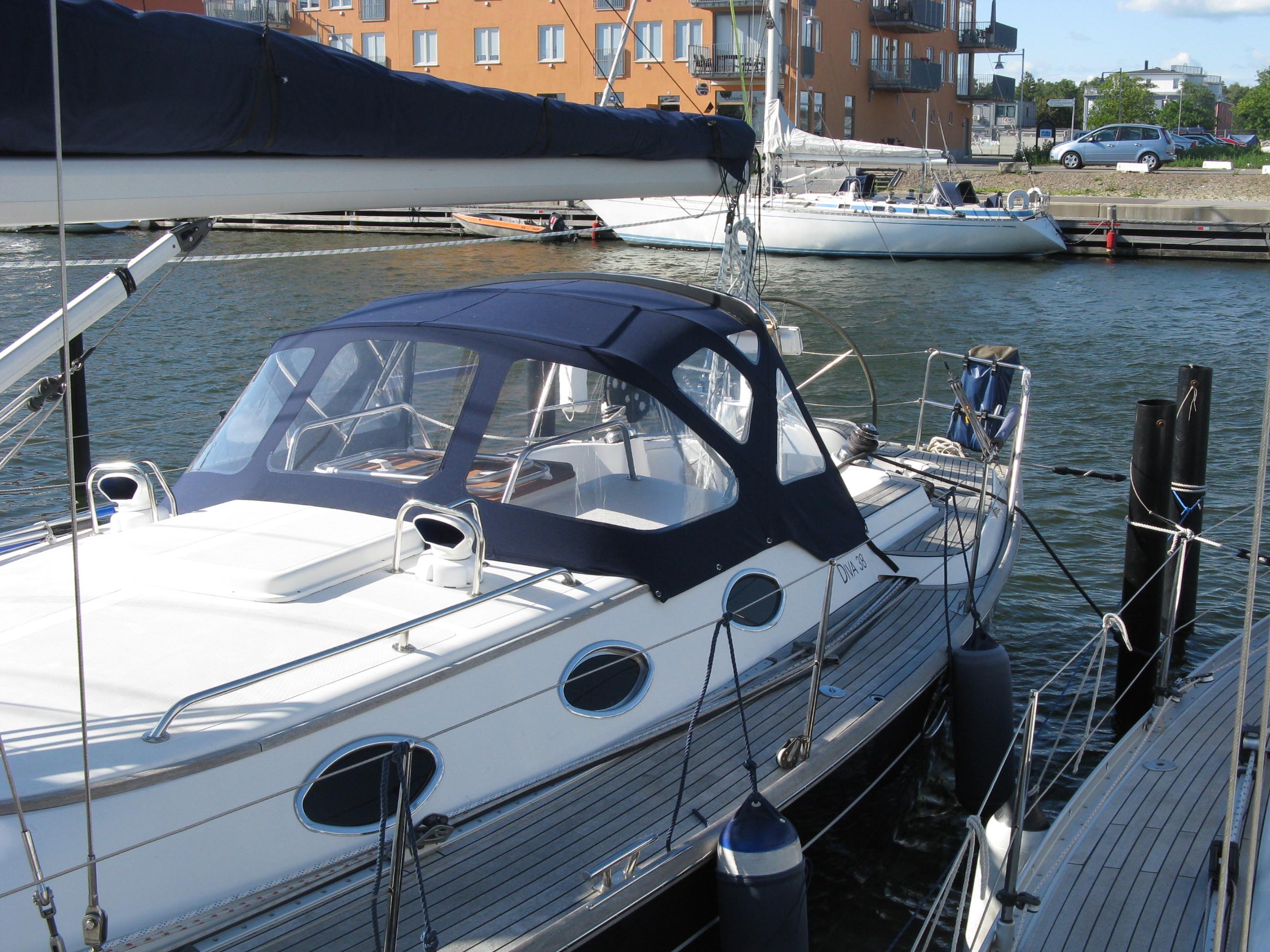 Sailboat Diva 38 sprayhood Boat canopies