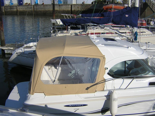 Beneteau Antares 7 Boat canopies