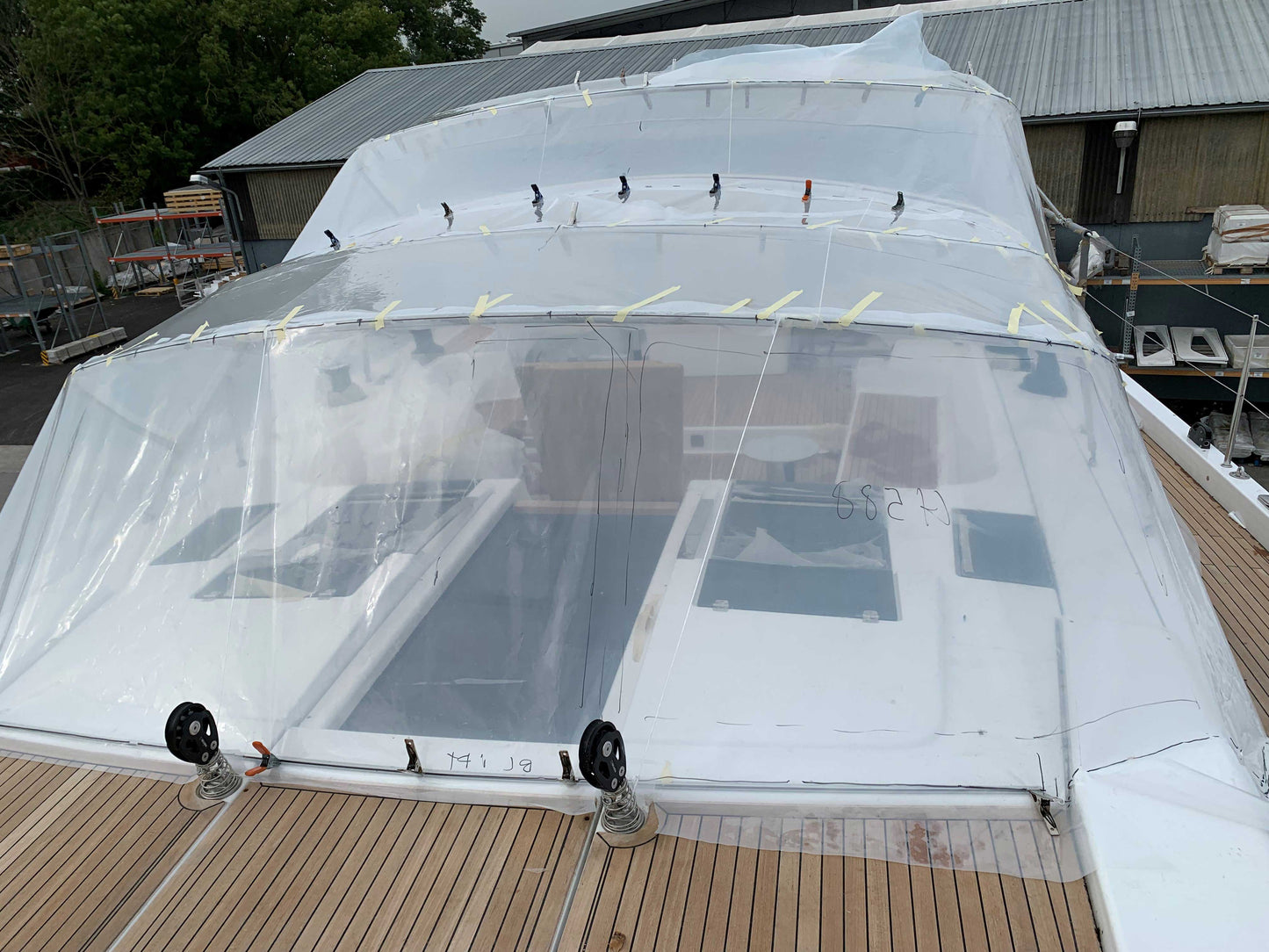 Hanse 588 sprayhood