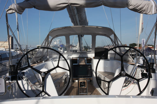 Hanse 445 sprayhood