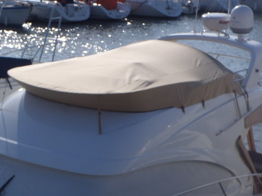 FLYBRIDGE-KAPELLE BENETEAU ANTARES 36